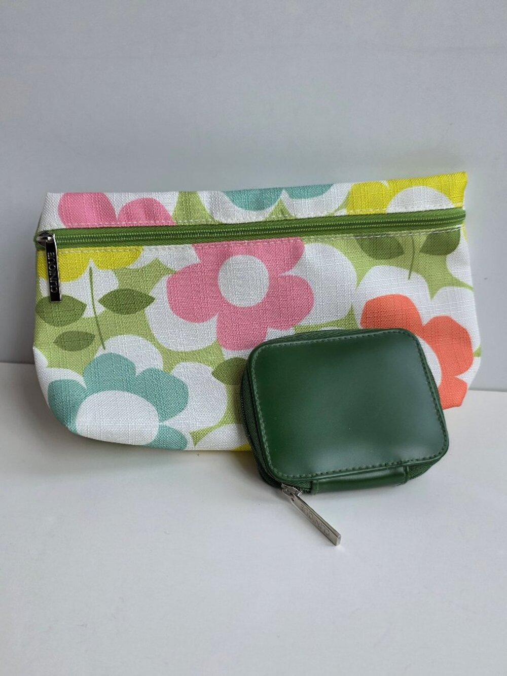 Clinique Floral Print Makeup Zip Bag and Green Lipstick Pouch with Mirror NWOT